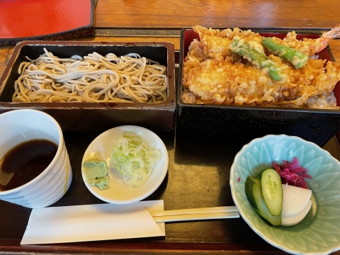 鱧と海老天丼と蕎麦定食