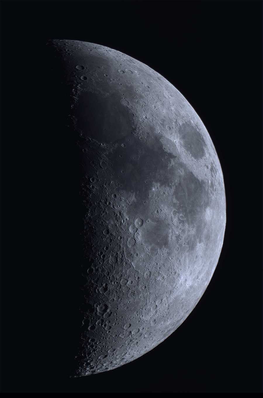 moon2408_ses.jpg