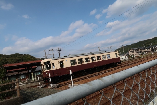 天竜二俣駅　旧スローライフトレイン マリメッコ車両