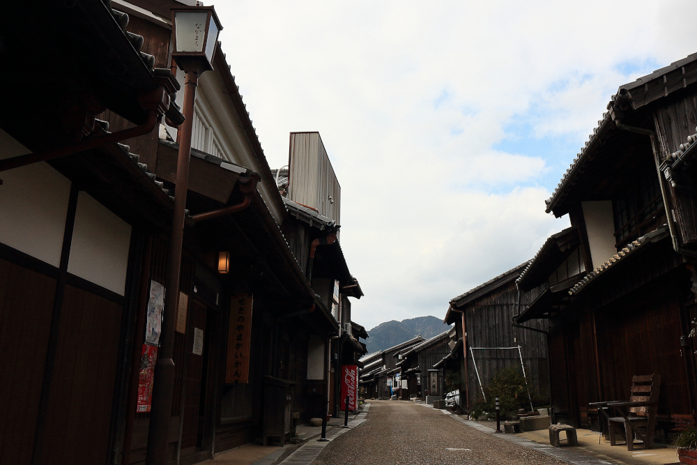 関宿の古い街並み　関の山車会館の画像