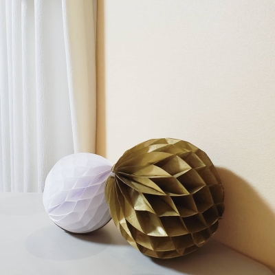 紙のボール飾りハニカムボール
