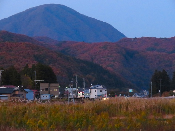 夕暮れの会津の風景