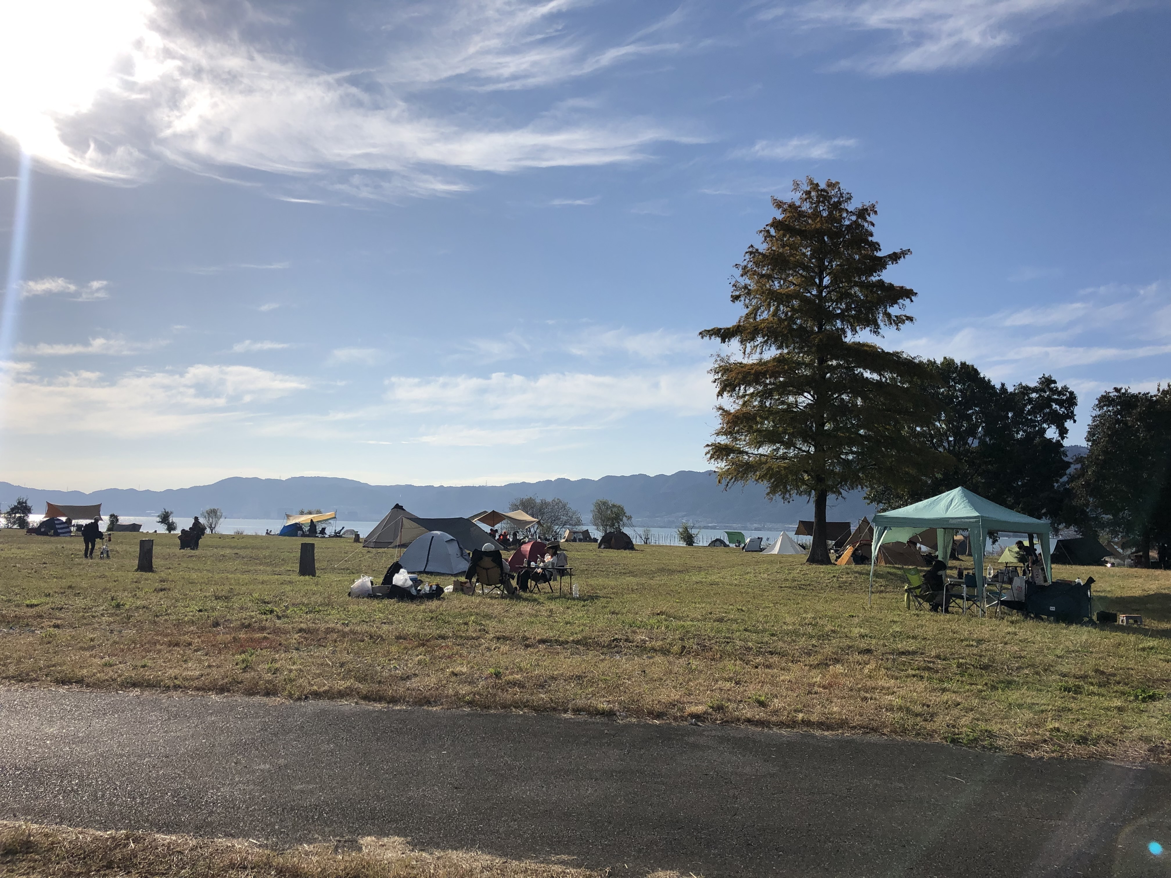 琵琶湖　湖岸緑地　志那１　無料キャンプ場