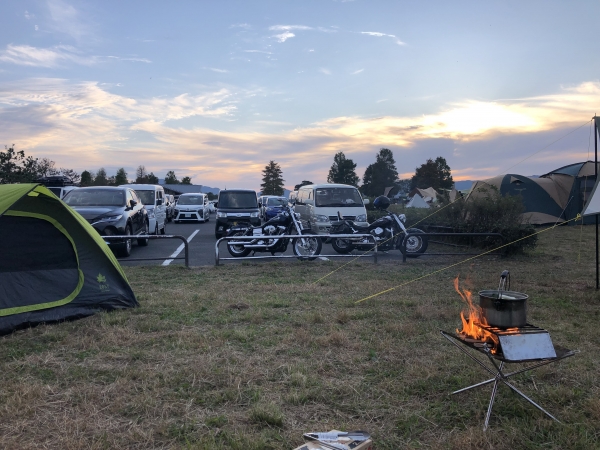 琵琶湖　湖岸緑地　志那１　無料キャンプ場⁉︎ 焚き火
