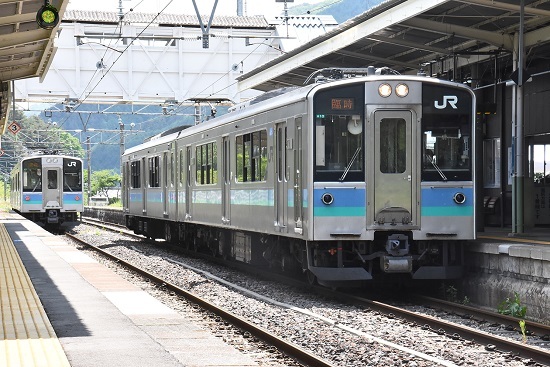 2022年5月22日撮影　9141M　E127系　小野駅にて158M発車