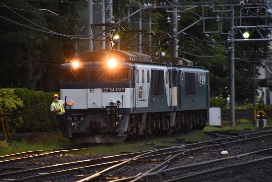 2022年8月6日撮影　南松本にて西線貨物6089ﾚ　EF64重連を流す　3