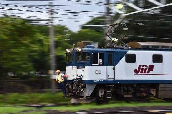 2022年8月6日撮影　南松本にて西線貨物6089ﾚ　EF64重連を流す　4