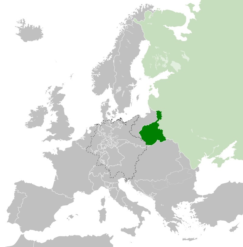 1815年のポーランド王国とロシア帝国（薄緑色）