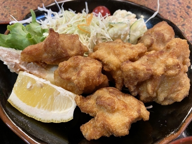 大阪屋　鶏の唐揚げ定食　メイン