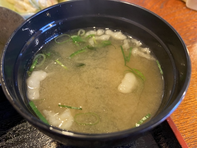 白木屋早田　とりチリ・ソース定食　味噌汁