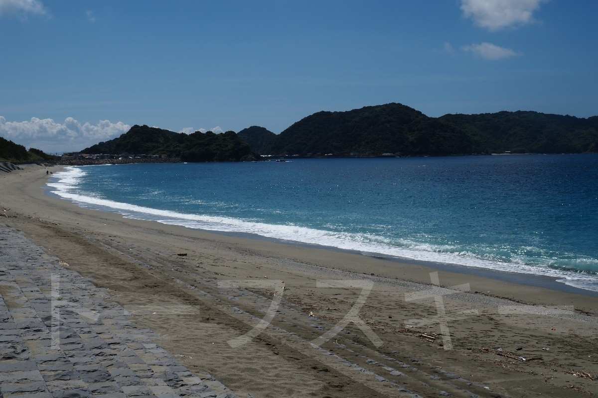 長崎の海はキレイだった 暑いけど リアルタイム旅行記2804 01 トーフスキーの旅日記 飲んで飛んで食ってまた呑む