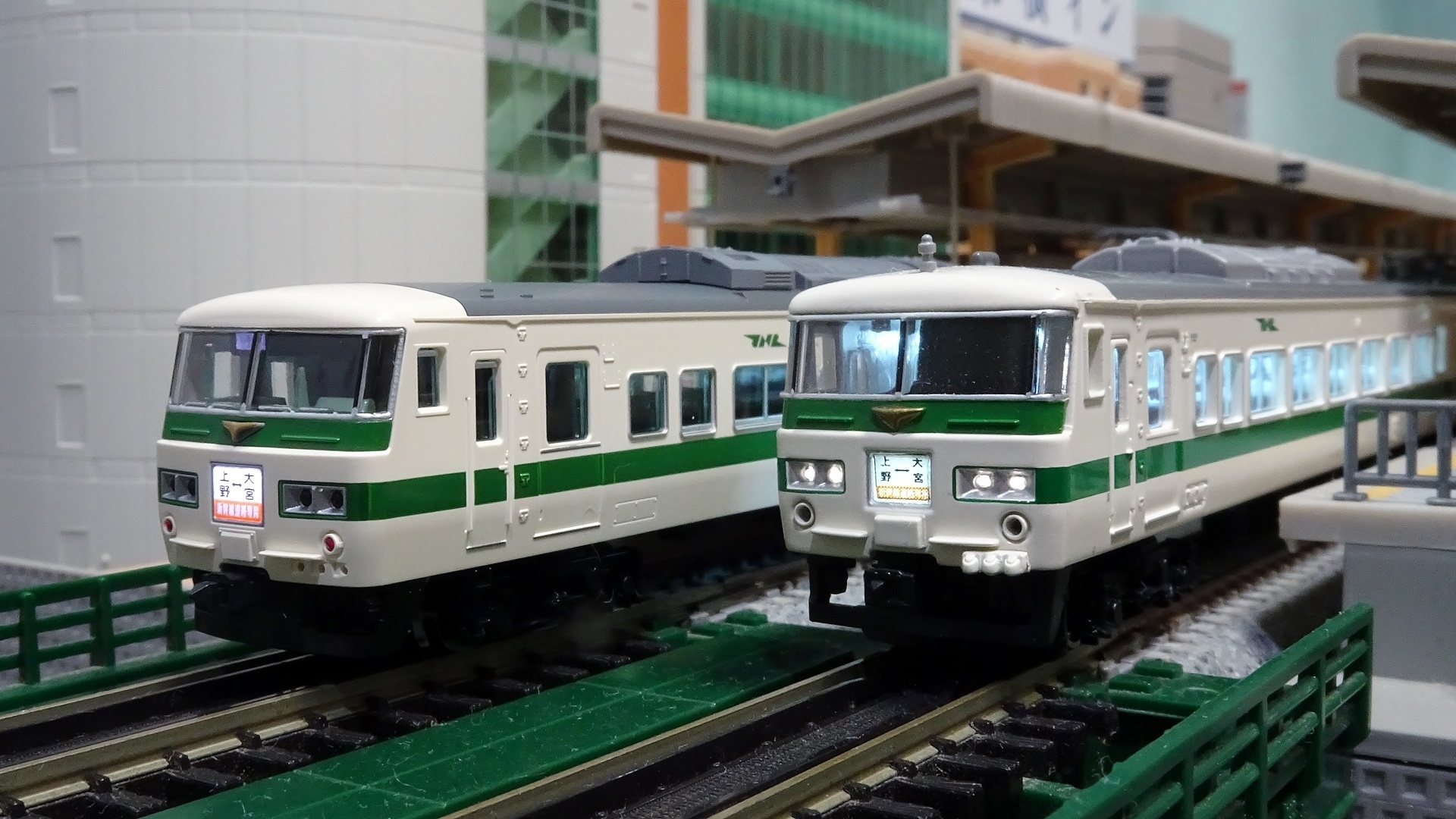 国鉄 185-200系特急電車(新幹線リレー号)セット