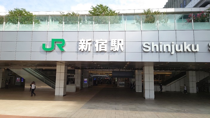 20220824JR新宿駅 (2)